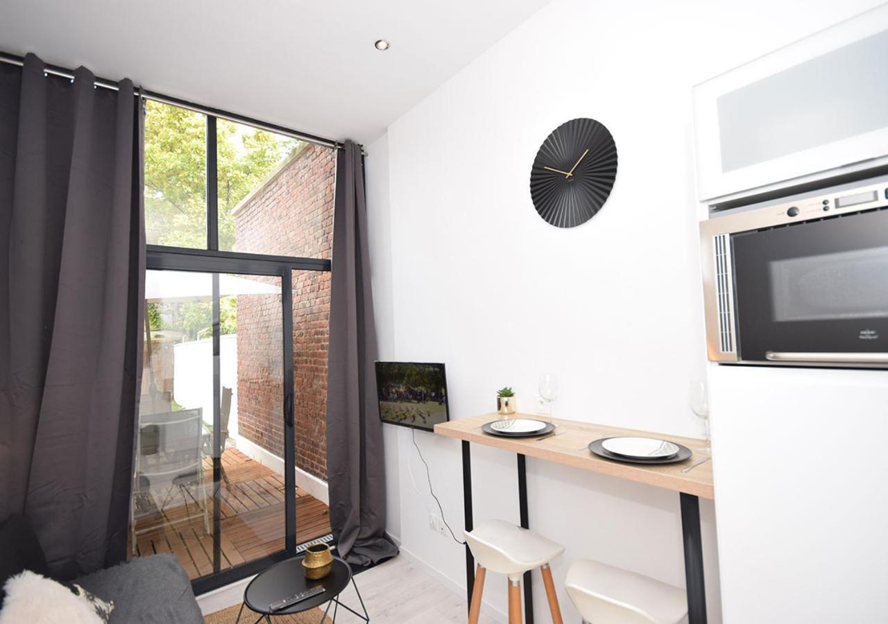 Hyper Centre Valenciennes - Wifi - Terrasse - Tramway - Lerelaisdodile2 Exterior foto
